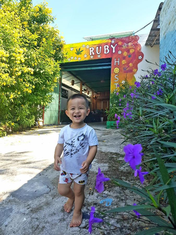 Ruby Phu Quoc Hostel Exterior foto